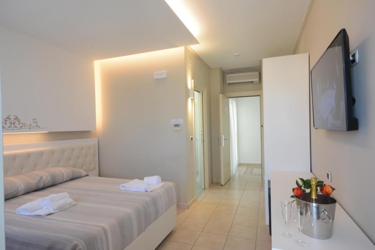 Residence Hotel Alba Palace Alba Adriatica Eksteriør bilde